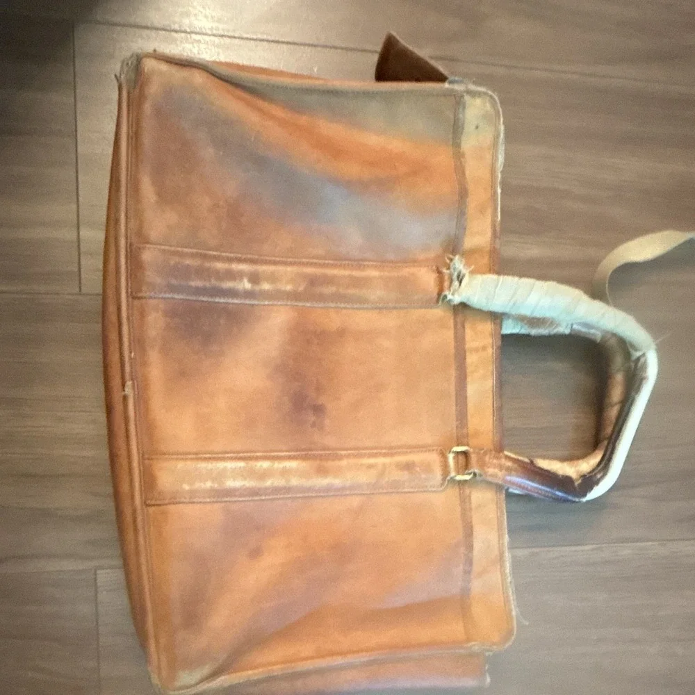 Vintage late 1970 Coach Brown Briefcase made USA w error stitching collector